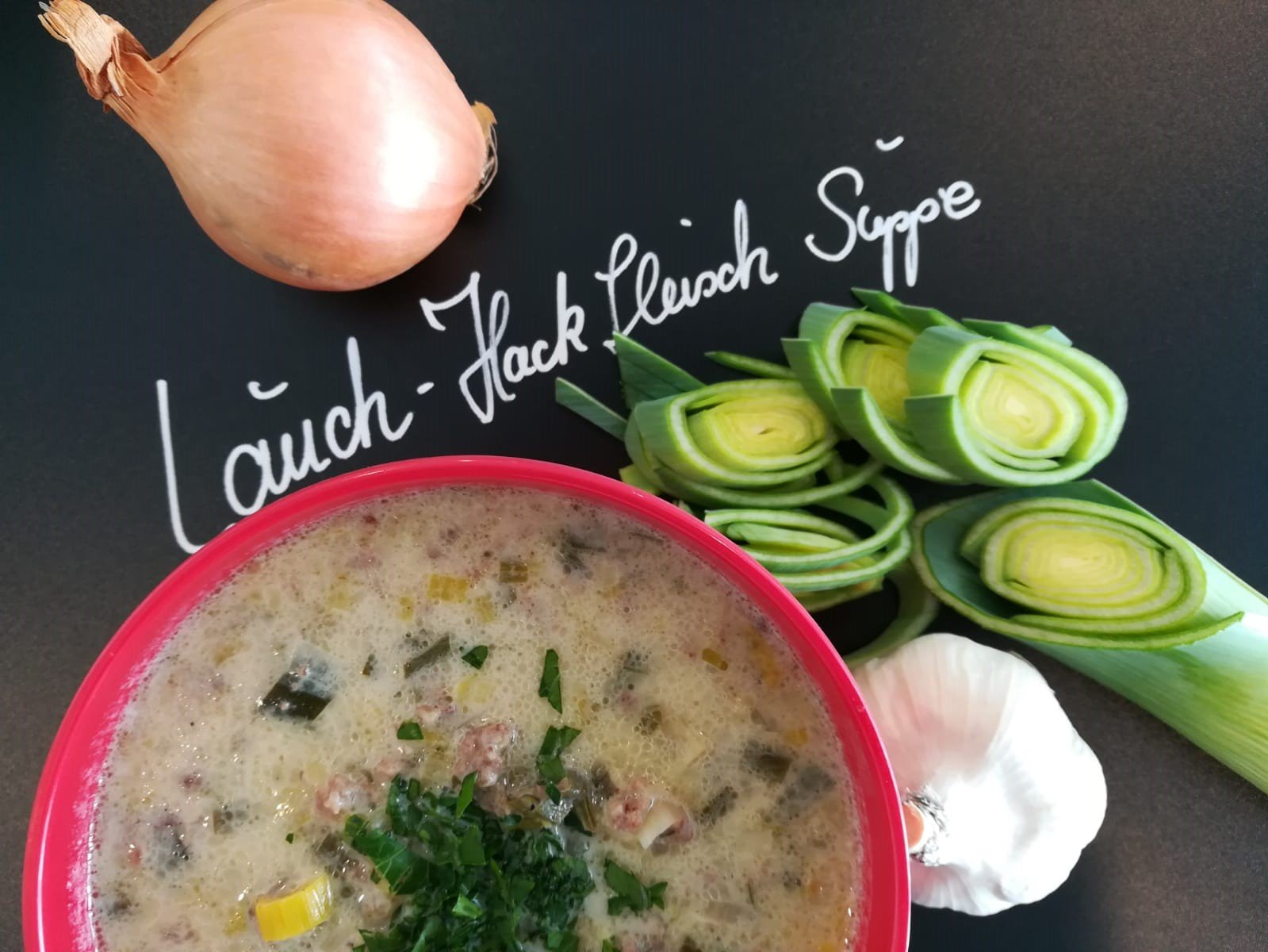 Lauch-Hackfleischsuppe